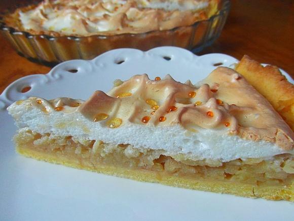 Jabłkowa tarta z rosą