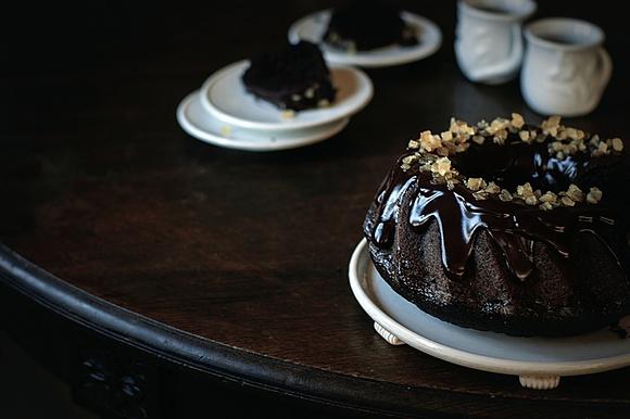 Babka czekoladowa z kawą i kardamonem