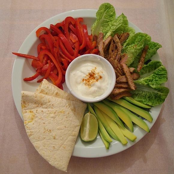 Kuchnia tex-mex: Fajita z wołowiną szybie i pysznie