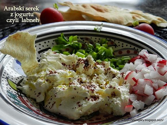 Arabski serek z jogurtu labneh