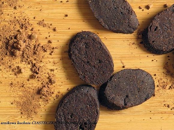Ciasteczka kruche bez glutenu z karobem