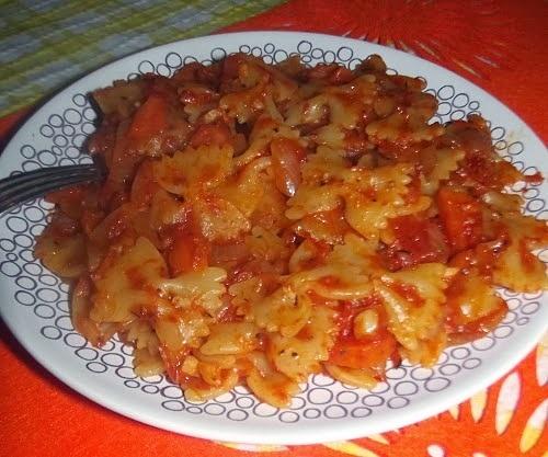 Paprykowo-pomidorowy makaron