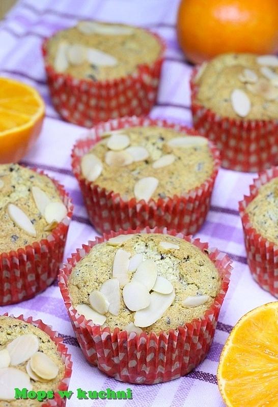 Muffinki mandarynkowo-czekoladowe z płatkami migdałowymi