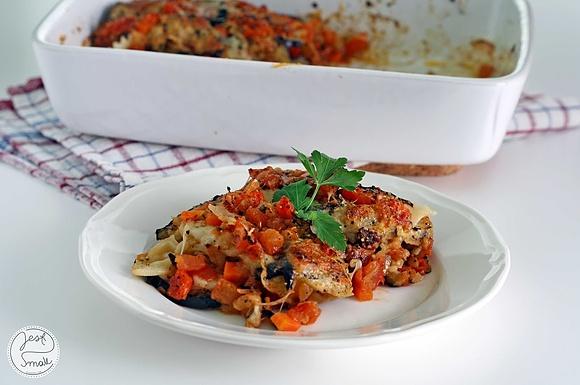 Zapiekanka neapolitańska z warzywami i serem parmezan
