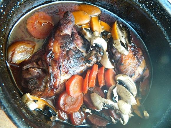 Coq au vin - kurczak w czerwonym winie metodą francuską