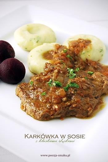 Karkówka w sosie z pietruszkowymi kluskami śląskimi