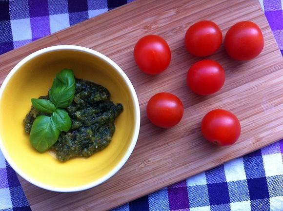 Migdałowe pesto