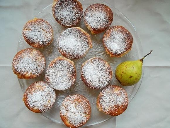 Muffiny z gruszką