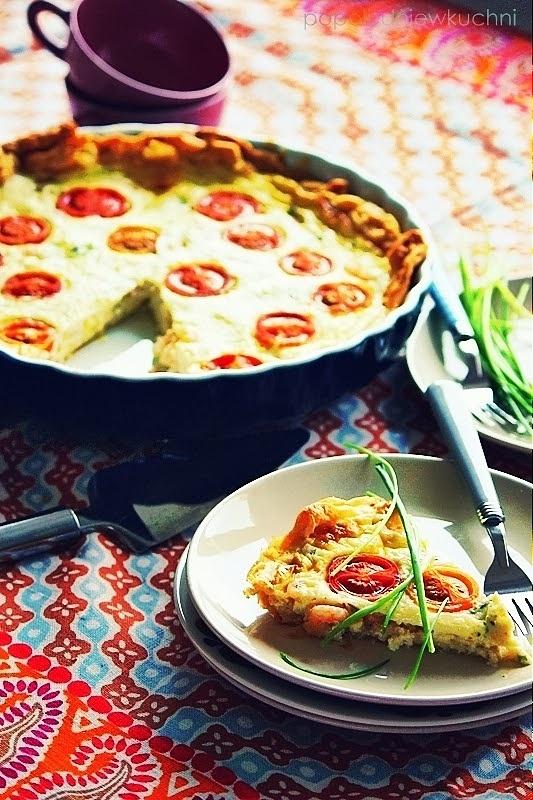 Tarta z krewetkami, pomidorkami i serem mascarpone
