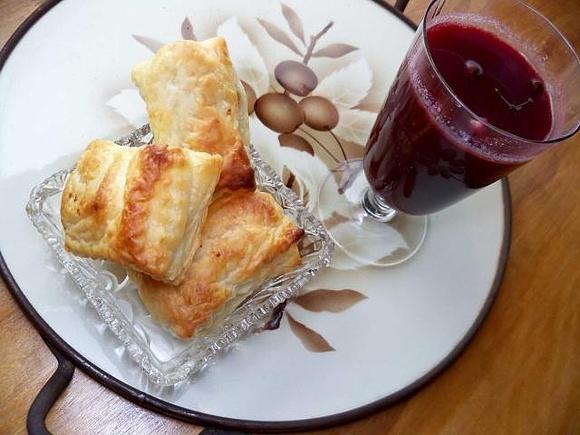 Paszteciki z barszczem - szybki obiad na każdą okazję