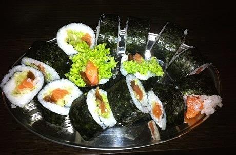 Domowe sushi na dzień kobiet – kolacja dla żony