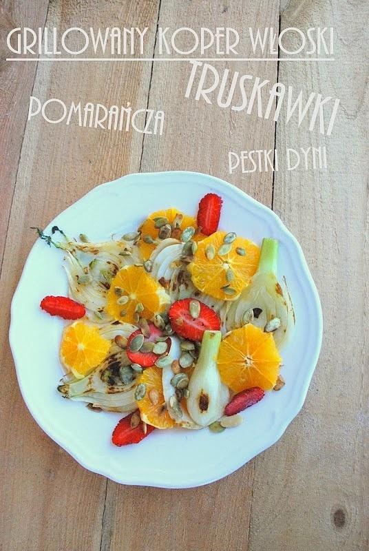 Sałatka z grillowanym koprem włoskim i owocami