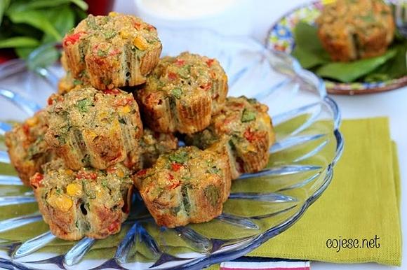 Wytrawne muffinki warzywne - przepis na szybką i smaczną przekąskę