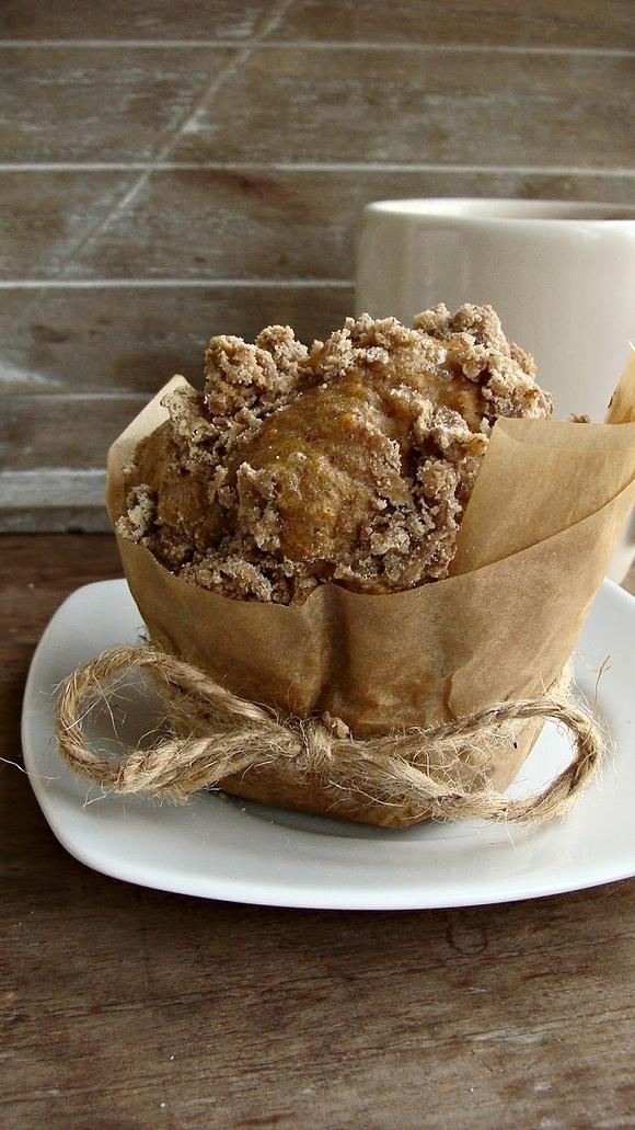 Marchewkowa muffina z kruszonką i korzennymi przyprawami