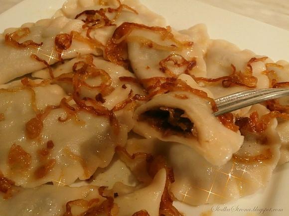 Pierogi z kapustą i grzybami