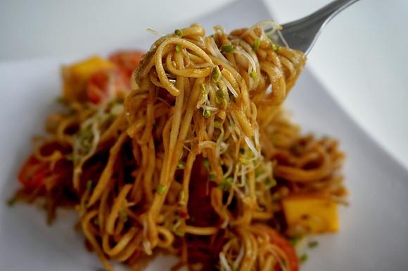 Mie Goreng z mango i zielonym curry