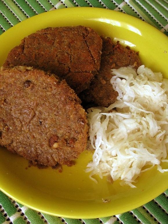 Kotlety z grochu bezglutenowe - przepis na zdrowe i pożywne danie