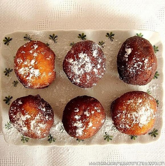 Domowe pączki ziemniaczane