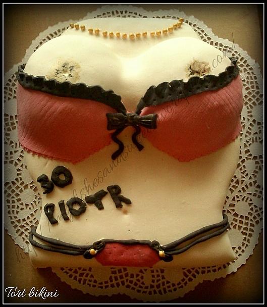 Tort bikini