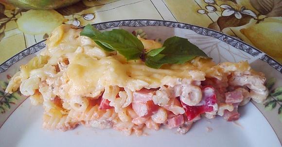 Zapiekanka makaronowa