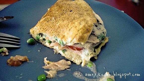 Omlet z łososiem