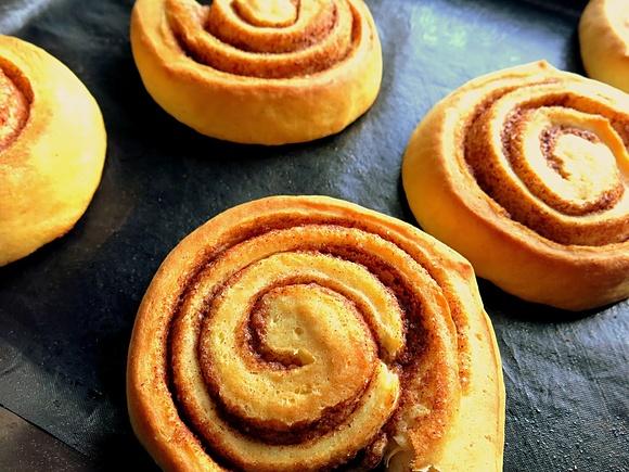 Szwedzkie bułki cynamonowe - kanelbullar