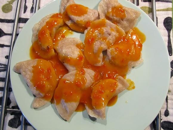 Orkiszowe pierogi z kaszą gryczaną i twarogiem