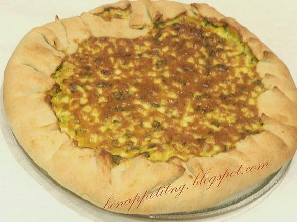 Galette z jajkiem i szczypiorkiem