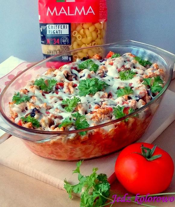 Zapiekanka makaronowa z indykiem i mozzarellą
