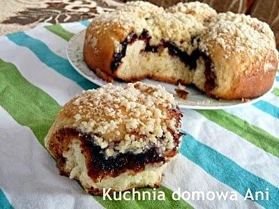 Stokrotka z drożdży i cukru na pieczywo
