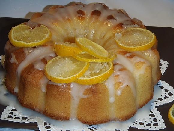 Wielkanocna babka cytrynowa