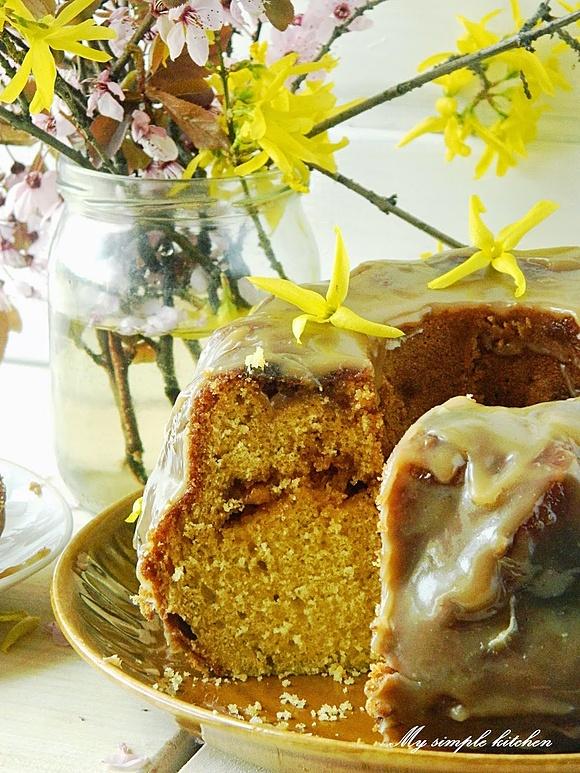 Babka krówkowa z adwokatem