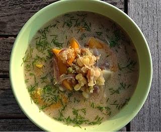 Zupa quinoa i kiełki