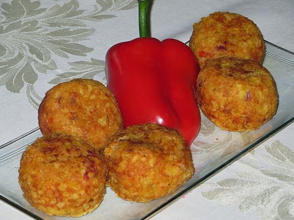 Kotlety z fasoli w panierce chipsowej