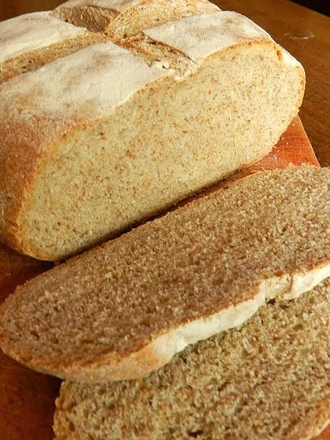 Chleb pszenny półrazowy z mąki mieszanej