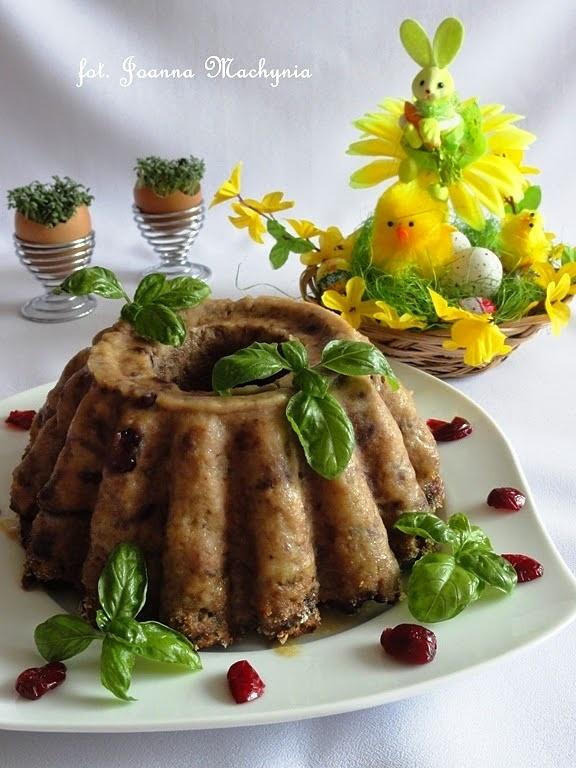 Babka mięsna z żurawiną