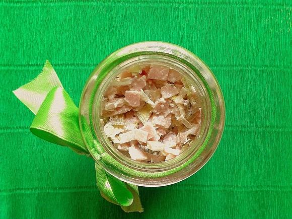 Pasta szynkowa na śniadanie i wielkanocny stół