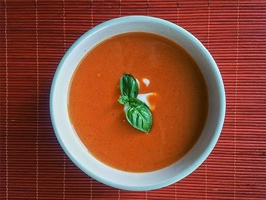 Zupa pomidorowa z pomarańczową nutą