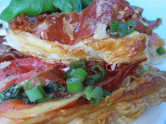 Tarta francuska z pomidorami i szynką parmeńską