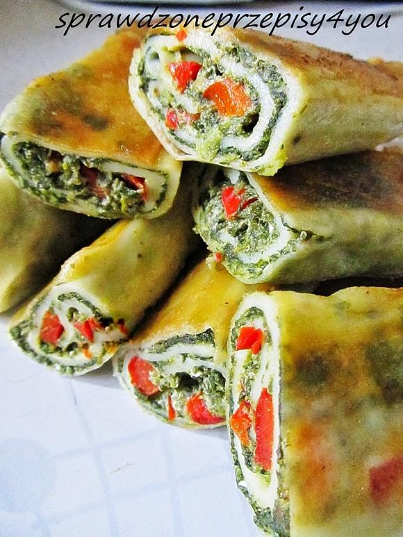 Naleśniki ze szpinakiem i serem feta zapieczone w piekarniku