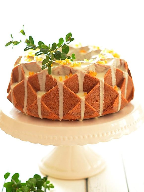 Babka ucierana potrójnie pomarańczowa z syropem pomarańczowym