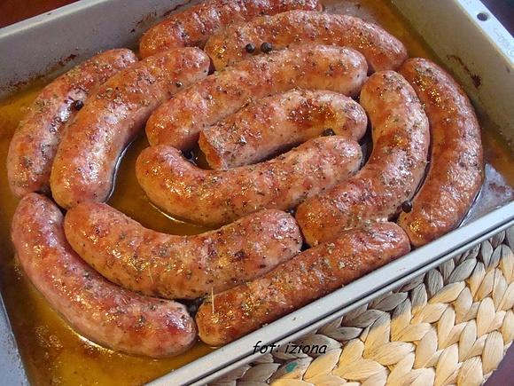 Pieczona kiełbasa z indyka i wieprzowiny na Święta
