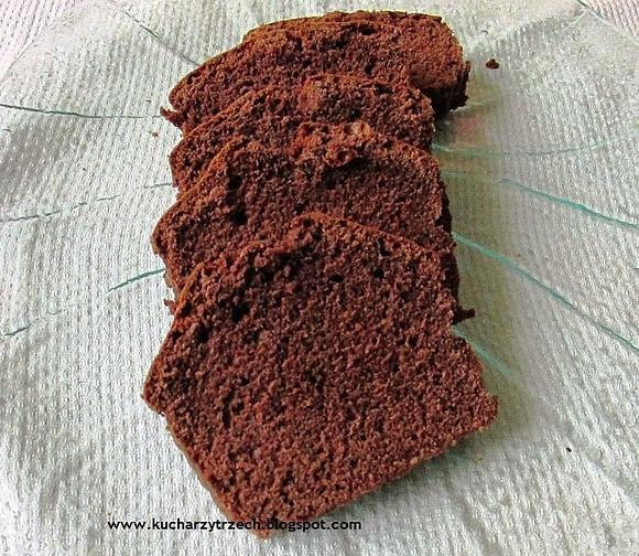Czekoladowa babka budyniowa z zapasu budyni