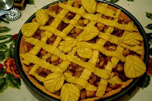 Krucha tarta z jabłkami American apple pie