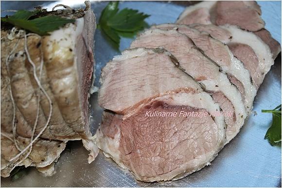 Szynka gotowana domowa z aromatem, łatwa w przygotowaniu