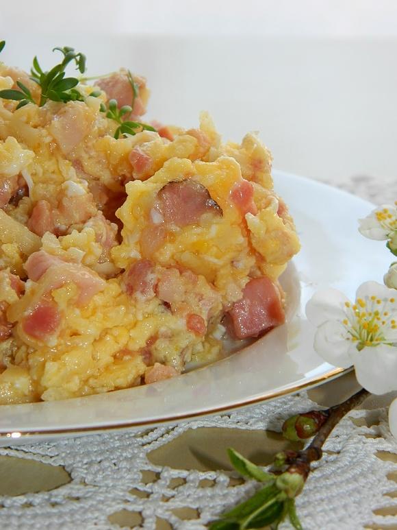 Jajecznica z chrzanem