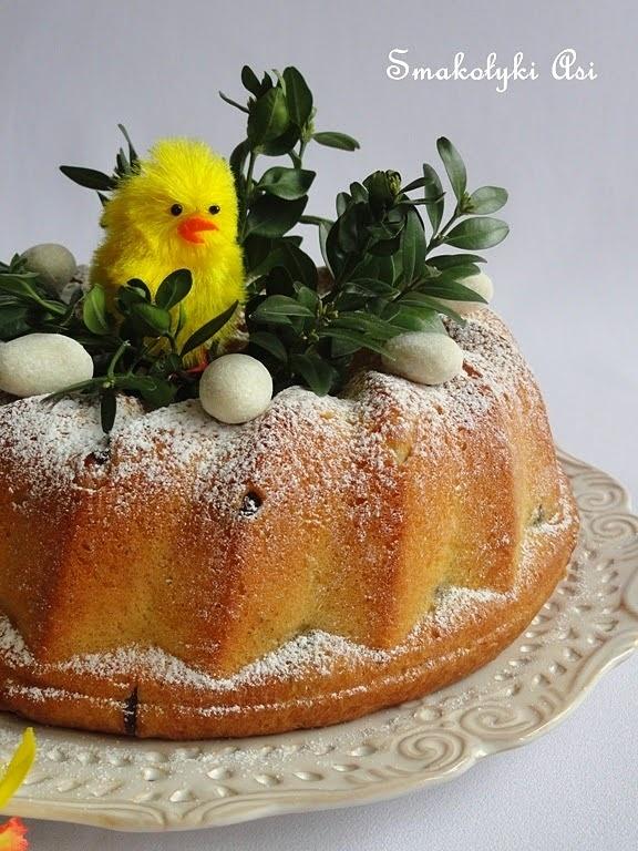Drożdżowa babka szafranowa