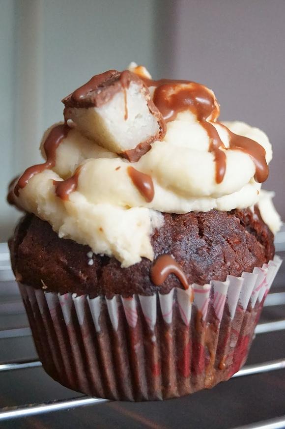Bounty Cupcakes