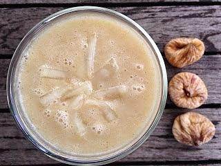 Melon smoothie raw vegan