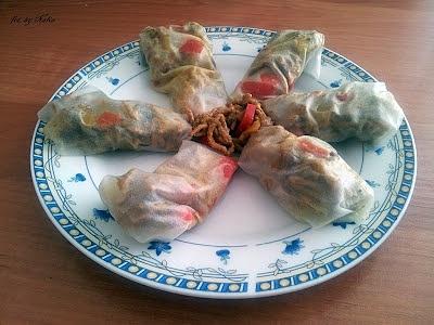 Sajgonki z mielonym curry i papryką